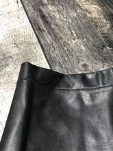 Load image into Gallery viewer, Abercrombie &amp; Fitch black high rise fake leather pants - Hers size M

