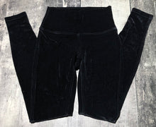 Load image into Gallery viewer, lululemon black velvet leggings - Hers size 4
