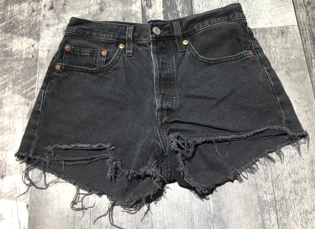 Levi’s black high rise denim shorts - Hers size 26