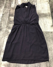 Load image into Gallery viewer, Wilfred dark purple dress - Hers size XXS
