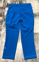 Load image into Gallery viewer, lululemon bright blue crop leggings - Hers size 6
