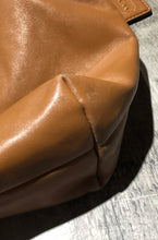 Load image into Gallery viewer, Coach brown medium purse
