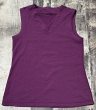 Load image into Gallery viewer, lululemon purple tank top - Hers size approx S
