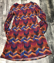 Load image into Gallery viewer, Carolina Belle red/blue/multi long sleeve dress - Hers size M
