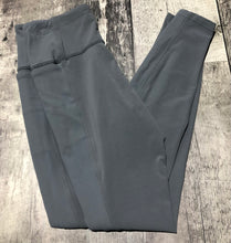 Load image into Gallery viewer, lululemon grey leggings - Hers size 8
