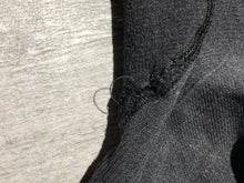 Load image into Gallery viewer, lululemon black capri leggings - Hers size 8
