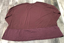 Load image into Gallery viewer, lululemon burgundy long sleeve top - Hers size approx L
