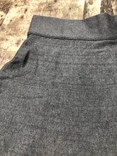 Load image into Gallery viewer, Talula grey short skirt - Hers size M
