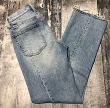 Load image into Gallery viewer, Denim Forum light blue high rise straight leg jeans - Hers size 23
