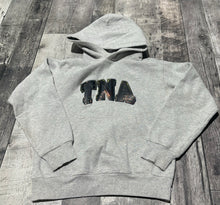 Load image into Gallery viewer, TNA light grey hoodie - Hers size XXS
