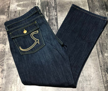 Load image into Gallery viewer, Rock &amp; Republic dark blue low rise flare jeans - Hers size 32
