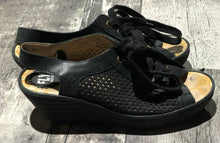 Load image into Gallery viewer, Fly London black sandals - Hers size 40
