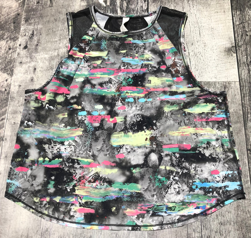 lululemon black/multi colour cropped tank top - Hers size 8