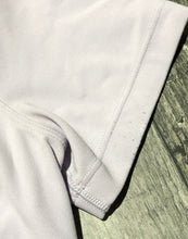 Load image into Gallery viewer, lululemon lavender cropped athletic top - Hers size approx s
