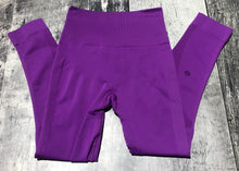 Load image into Gallery viewer, lululemon purple high rise leggings - Hers size 4

