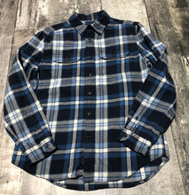 Load image into Gallery viewer, American Eagle navy/white button up shirt - His size M
