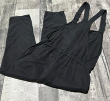 Load image into Gallery viewer, Wilfred Free black overalls - Hers size XS
