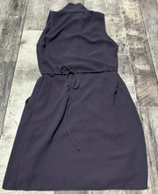 Load image into Gallery viewer, Wilfred purple dress - Hers size XS
