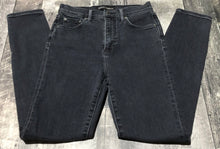 Load image into Gallery viewer, Denim Forum black high rise skinny jeans - Hers size 26 30L
