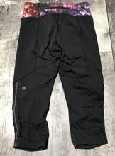 Load image into Gallery viewer, lululemon black/red/purple capri leggings - Hers size 4
