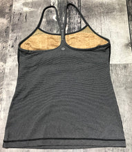 Load image into Gallery viewer, lululemon grey tank top - Hers size 8
