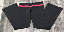 Load image into Gallery viewer, lululemon black/pink low rise wide leg yoga pants - Hers size approx M

