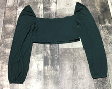 Load image into Gallery viewer, Sunday Best dark green long sleeve cropped top - Hers size M
