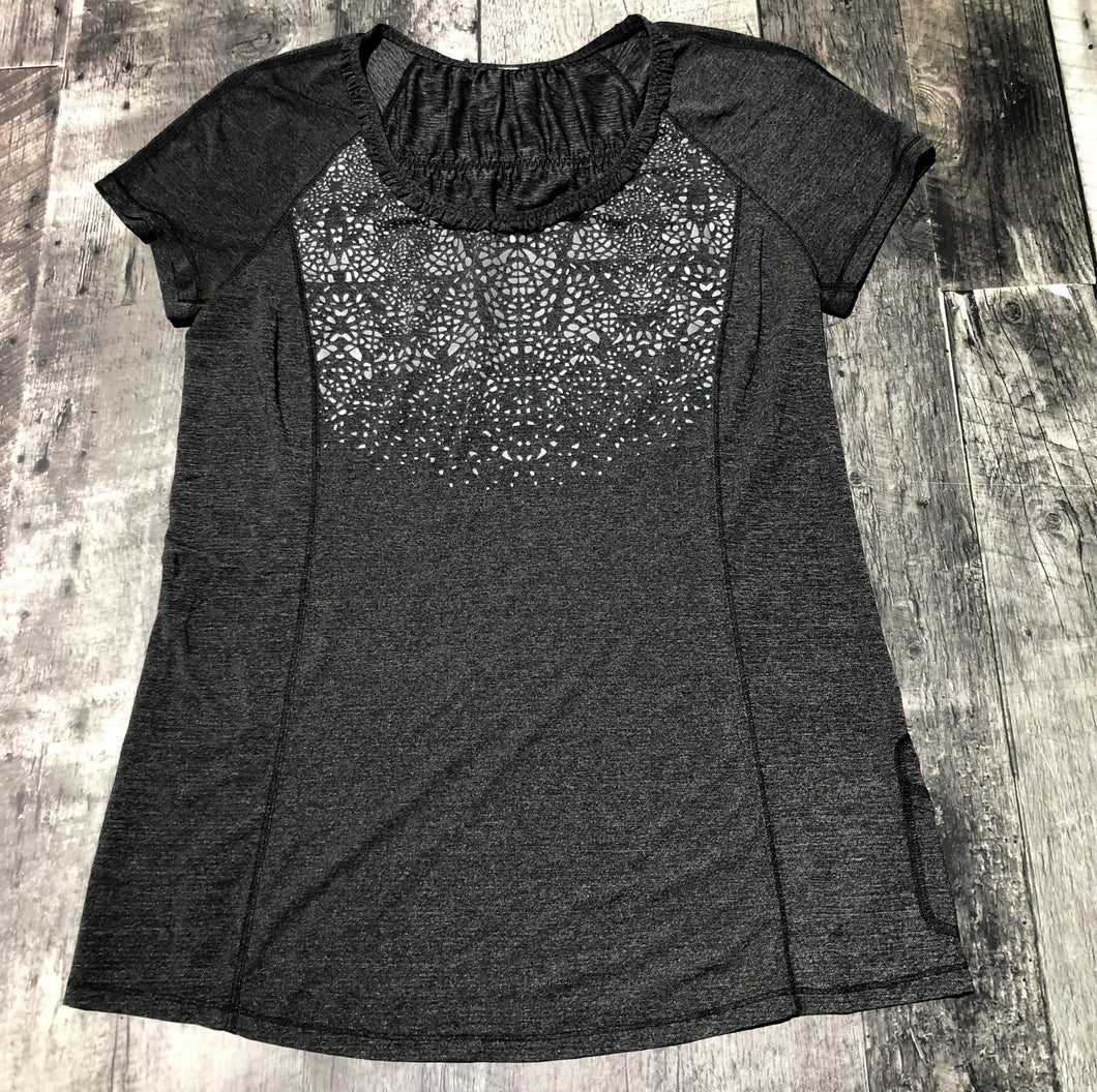 lululemon grey athletic tshirt - Hers size 8
