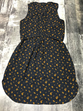 Load image into Gallery viewer, H&amp;M black/orange dress - Hers size 2
