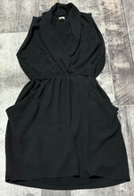 Load image into Gallery viewer, Wilfred black dress - Hers size XS
