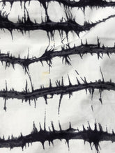Load image into Gallery viewer, Diane von Furstenberg white/grey dress - Hers size 4
