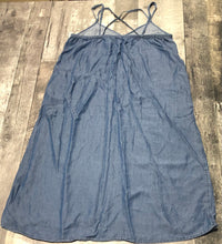 Load image into Gallery viewer, GAP blue maxi summer dress - Hers size M
