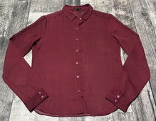Load image into Gallery viewer, Talula burgundy sheer button up - Hers size M
