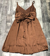 Load image into Gallery viewer, BCBG brown dress - Hers size 0
