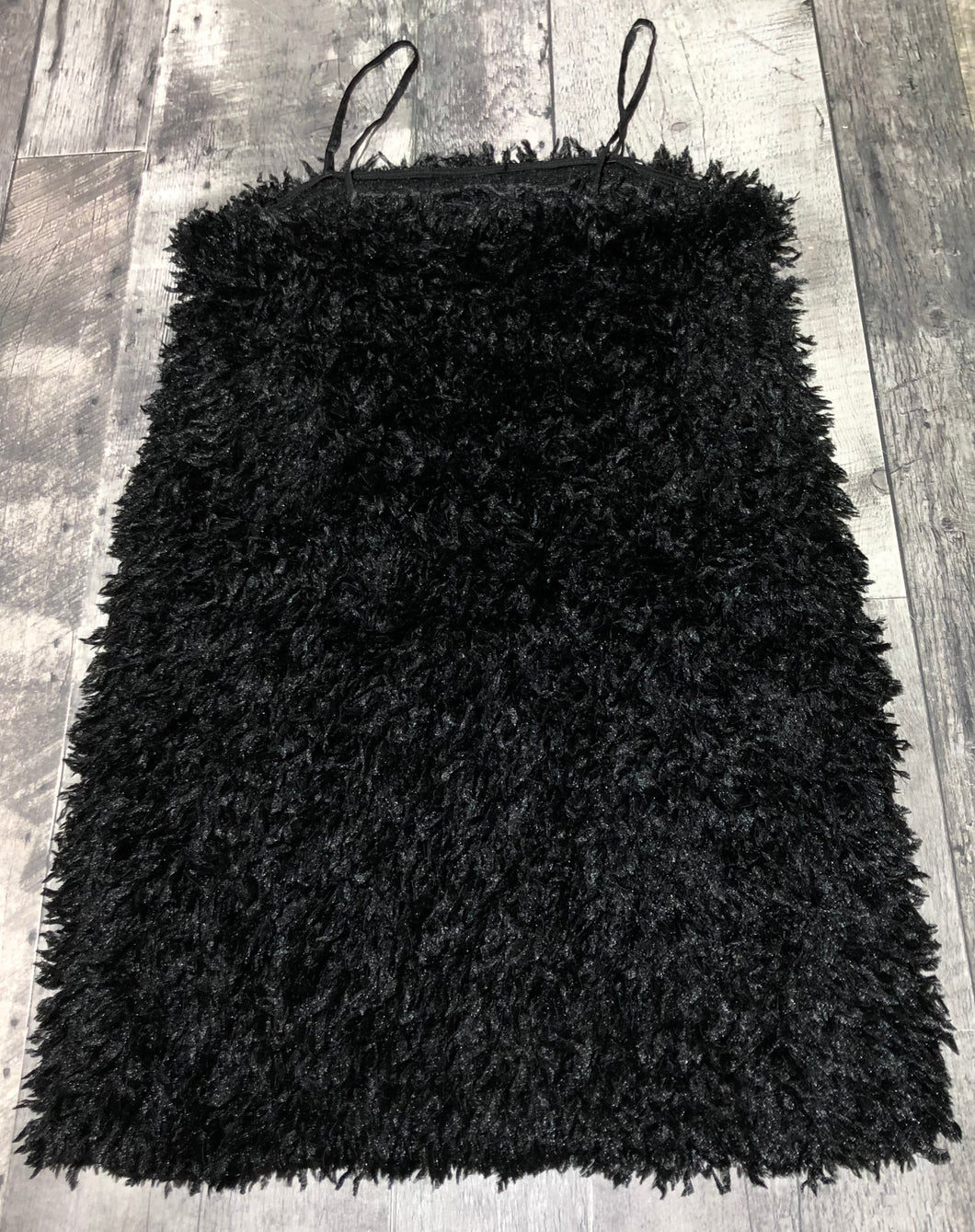 Vero Moda black fuzzy dress - Hers size S