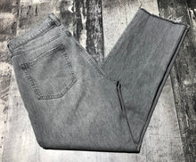 Load image into Gallery viewer, GAP grey high rise straight jeans - Hers size 28

