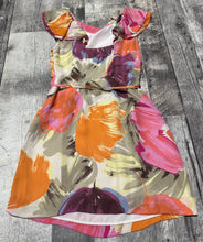 Load image into Gallery viewer, BCBG cream/pink/orange dress - Hers size 0
