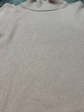 Load image into Gallery viewer, Free People pink oversized sweater - Hers size M

