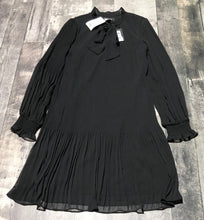 Load image into Gallery viewer, DKNY black long sleeve dress - Hers size 6
