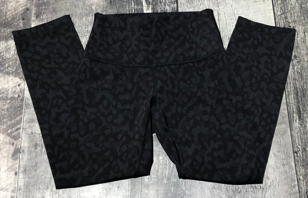 lululemon dark grey/black leggings - Hers size 2