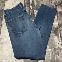 Load image into Gallery viewer, Citizens of Humanity blue bowery slim fit jeans - His size 31
