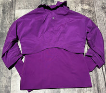 Load image into Gallery viewer, lululemon purple light jacket - Hers size 6
