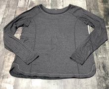 Load image into Gallery viewer, lululemon grey long sleeve shirt - Hers size approx M
