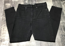 Load image into Gallery viewer, Everlane black high rise skinny jeans - Hers size 27

