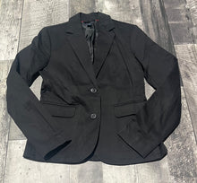 Load image into Gallery viewer, Tommy Hilfiger black blazer - Hers size 0
