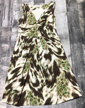 Load image into Gallery viewer, Banana Republic cream/brown/green dress - Hers size 0
