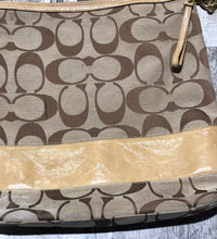 Load image into Gallery viewer, Coach brown/tan large purse

