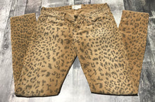 Load image into Gallery viewer, Current Elliott light brown/brown low rise pants - Hers size 29

