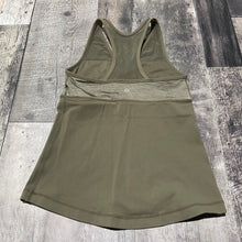 Load image into Gallery viewer, lululemon green tank top - Hers size approx S
