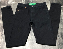 Load image into Gallery viewer, United Colors of Bentton dark blue high rise skinny jeans - Hers size 25
